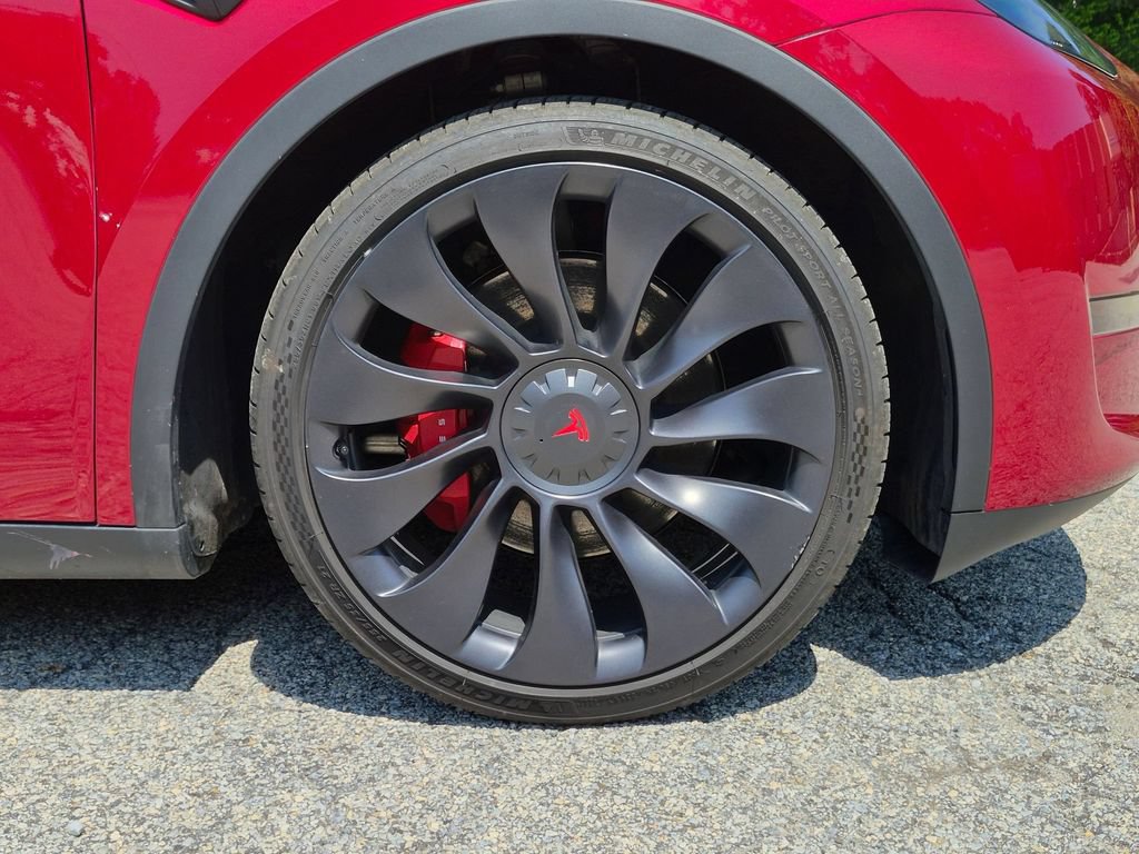 Used 2024 Tesla Model Y Performance AWD/4WD image 31