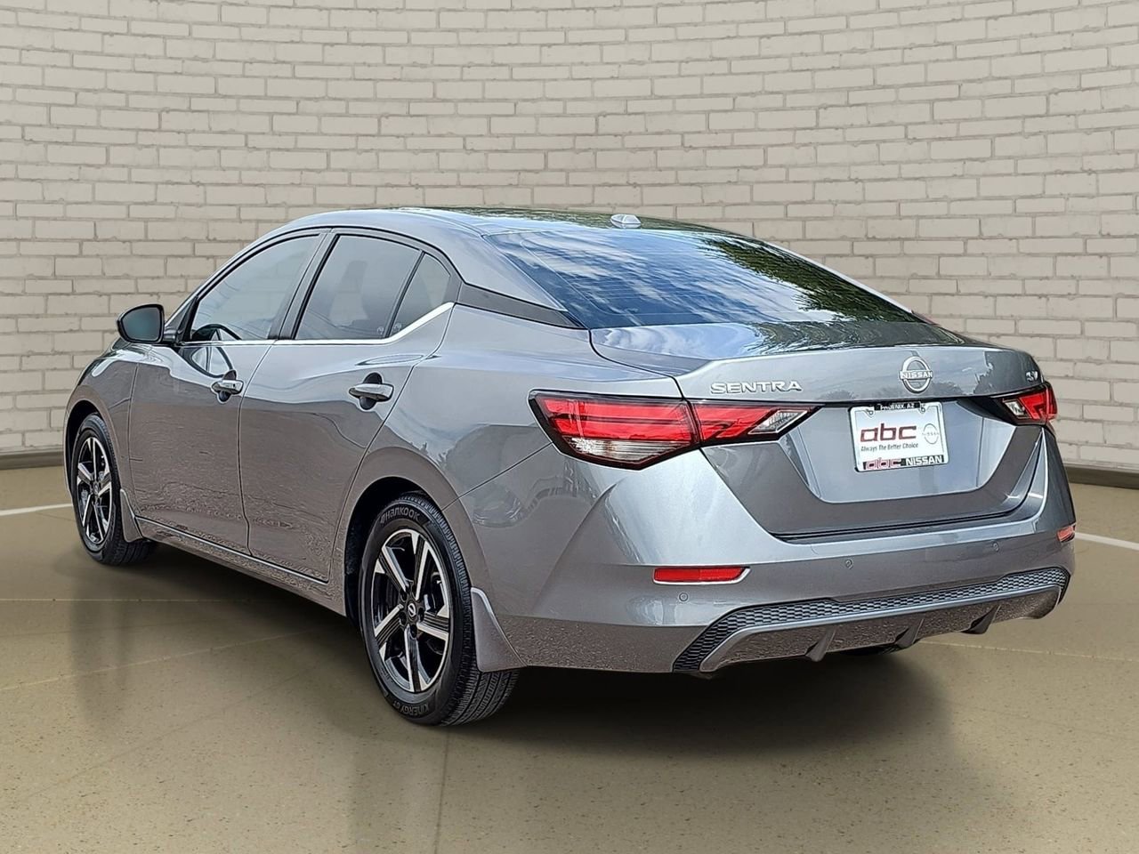 Used 2024 Nissan Sentra SV image 7