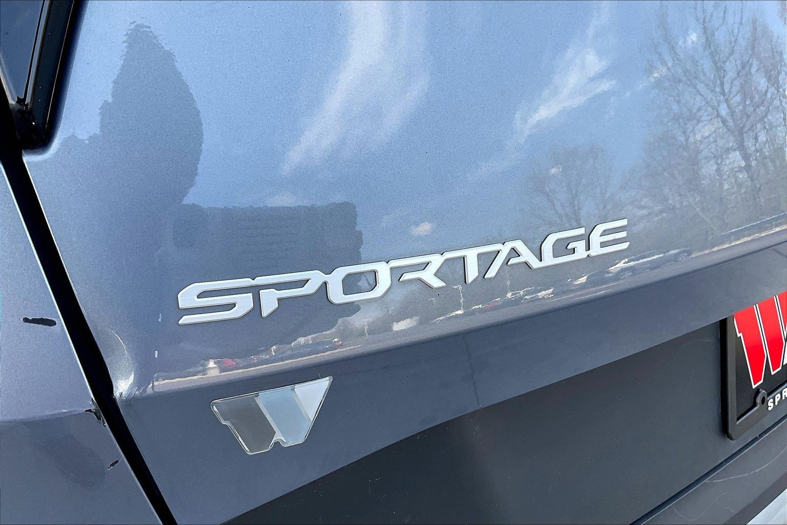 Used 2023 Kia Sportage EX image 23