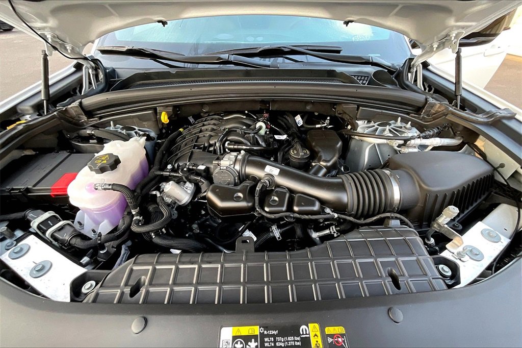 New 2025 Jeep Grand Cherokee Limited w/ Black Appearance Package image 11