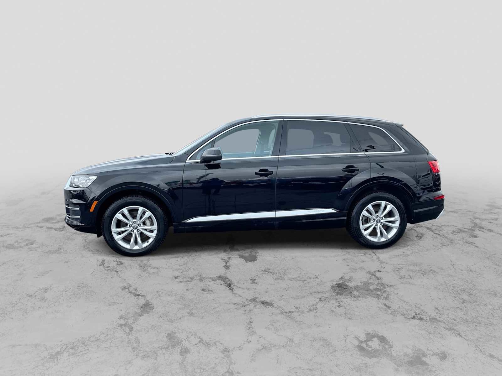 Used 2019 Audi Q7 3.0T Premium Plus AWD/4WD image 5