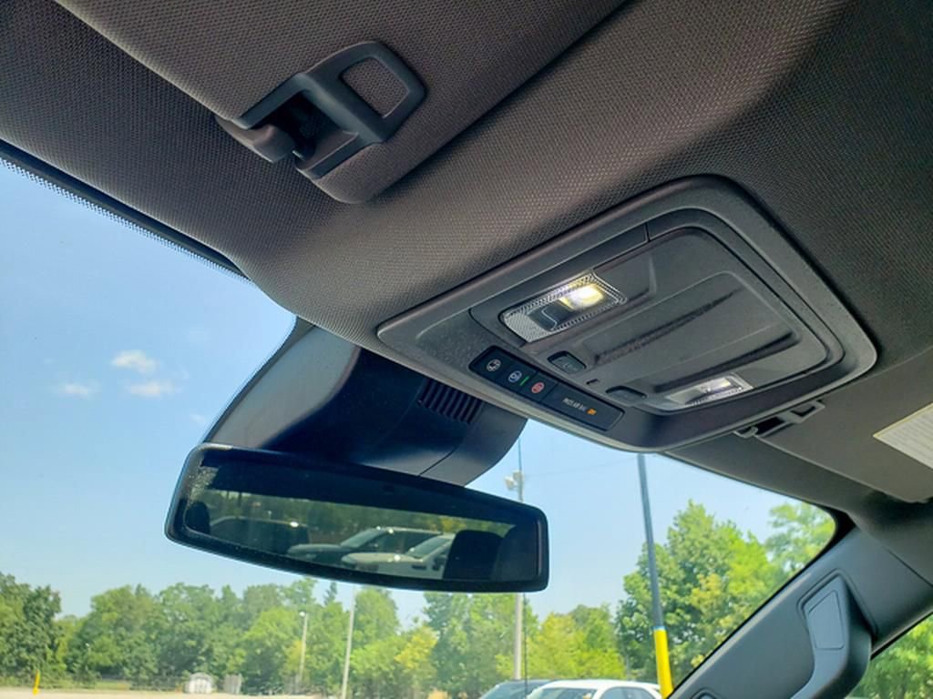 Used 2024 GMC Sierra 1500 SLT image 21