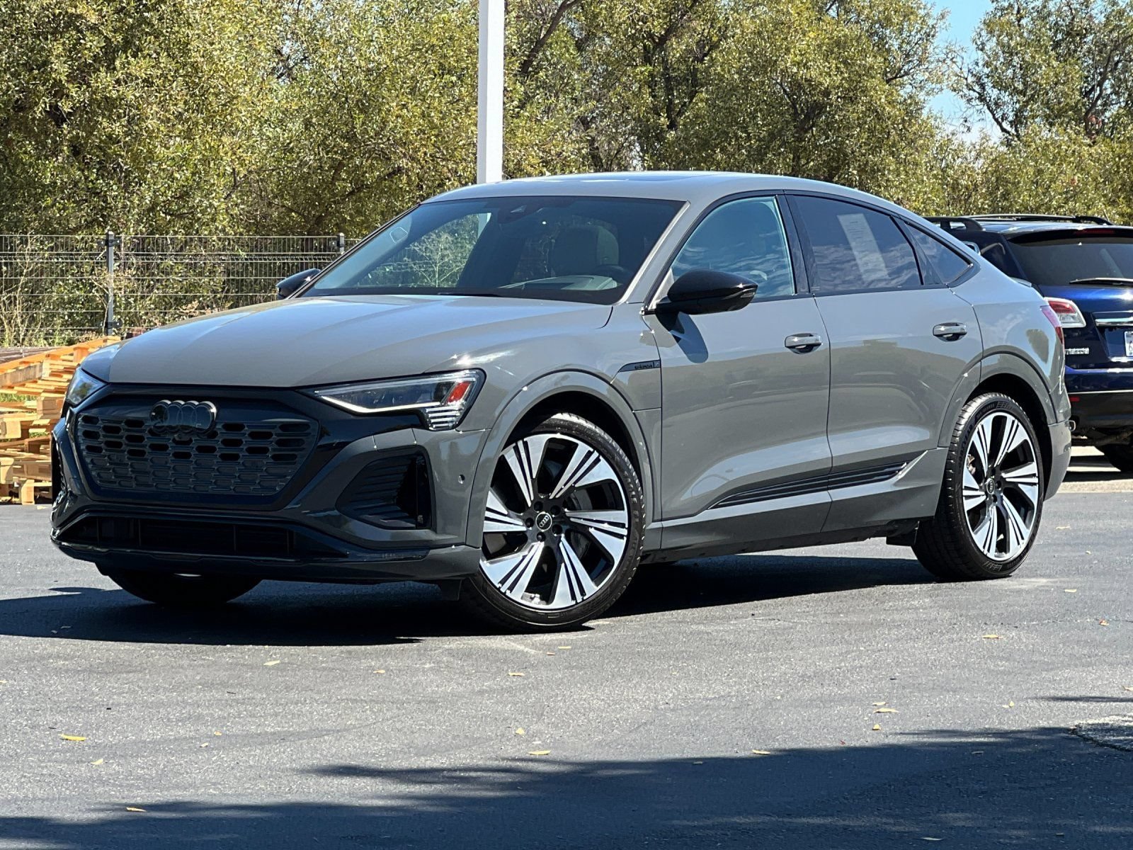 Used 2024 Audi Q8 e-tron Prestige AWD/4WD image 1