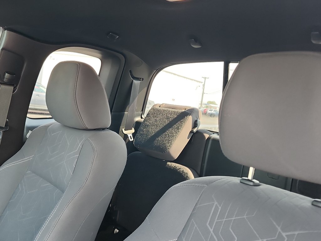 Used 2017 Toyota Tacoma TRD Off-Road w/ Tow Package AWD/4WD image 17