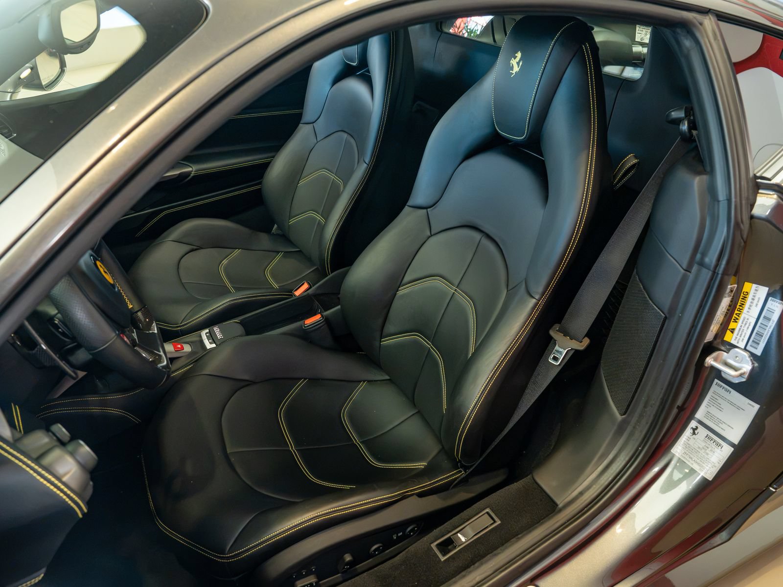 Certified 2017 Ferrari 488 GTB RWD image 11