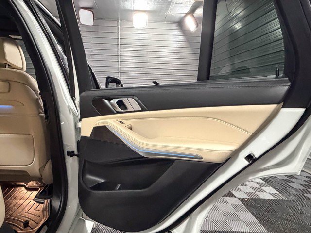 Used 2022 BMW X5 xDrive45e w/ M Sport Package image 40