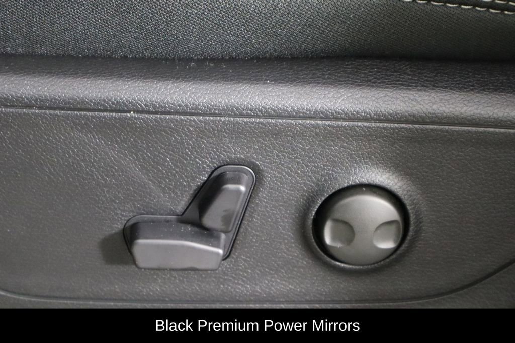 New 2026 RAM 1500 4x4 Crew Cab image 23