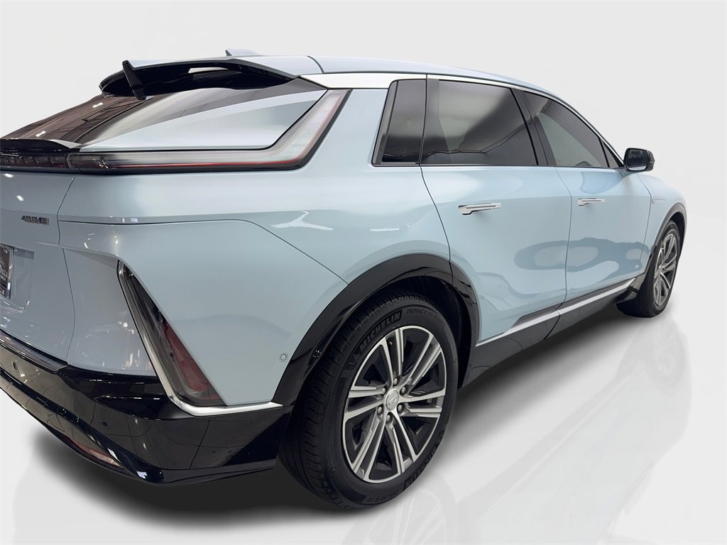 Used 2024 Cadillac Lyriq Luxury image 13