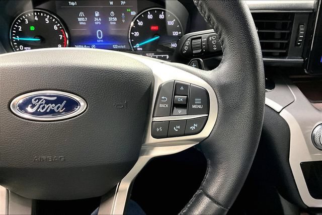 Used 2020 Ford Explorer XLT w/ Equipment Group 202A RWD image 13