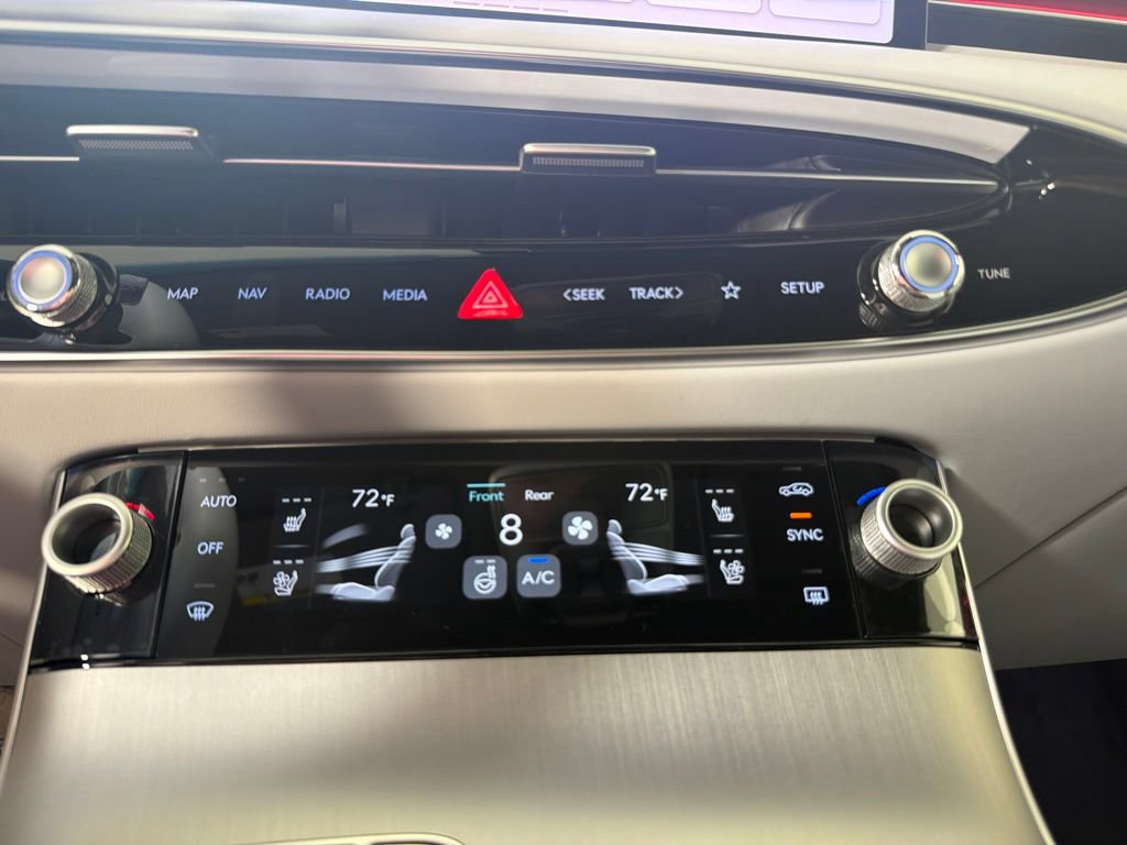 New 2027 Genesis GV70 2.5T Advanced AWD/4WD image 20