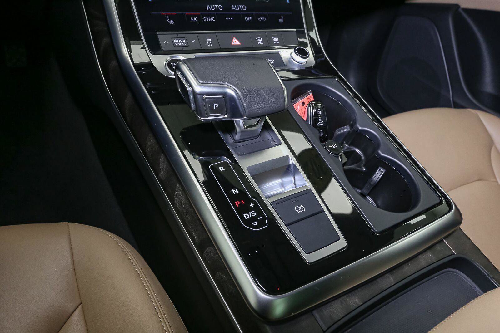 Used 2023 Audi Q8 Premium w/ Convenience Package AWD/4WD image 34