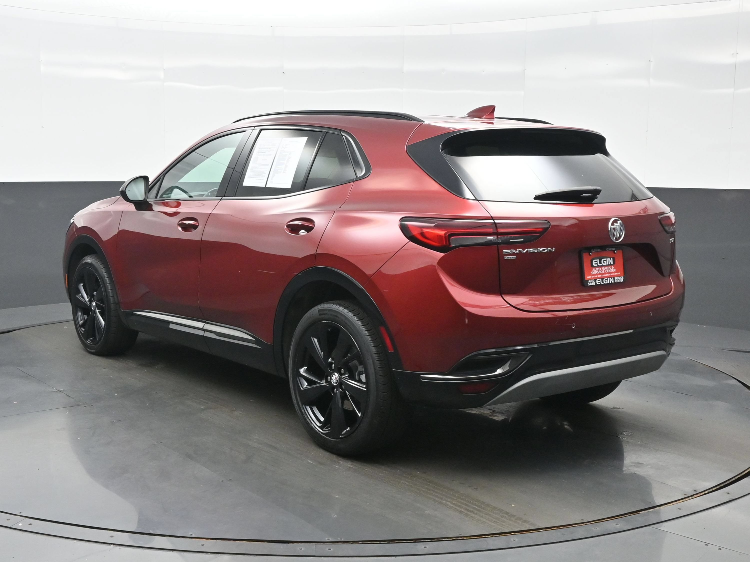 Used 2023 Buick Envision Preferred w/ Sport Touring Package AWD/4WD image 4
