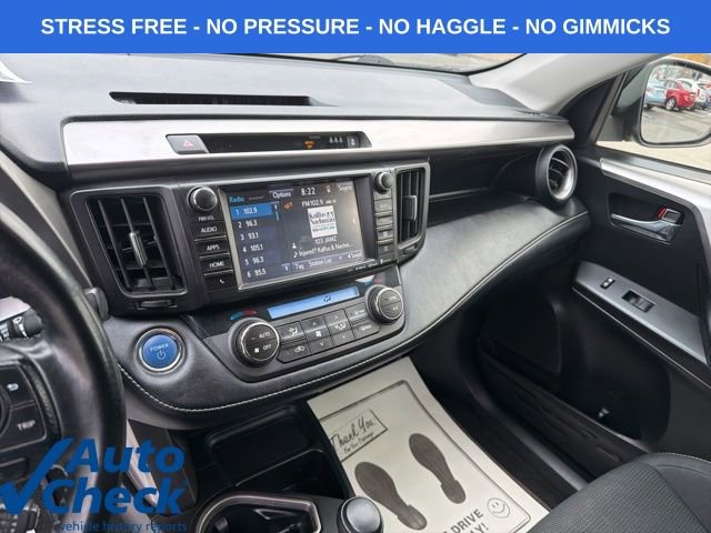 Used 2017 Toyota RAV4 XLE w/ Convenience Package image 20