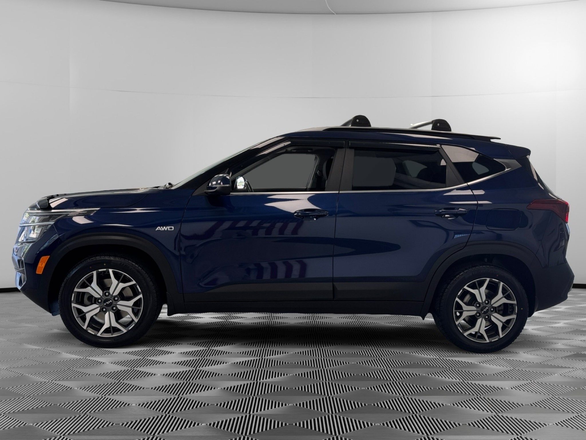 Used 2023 Kia Seltos EX AWD/4WD image 5