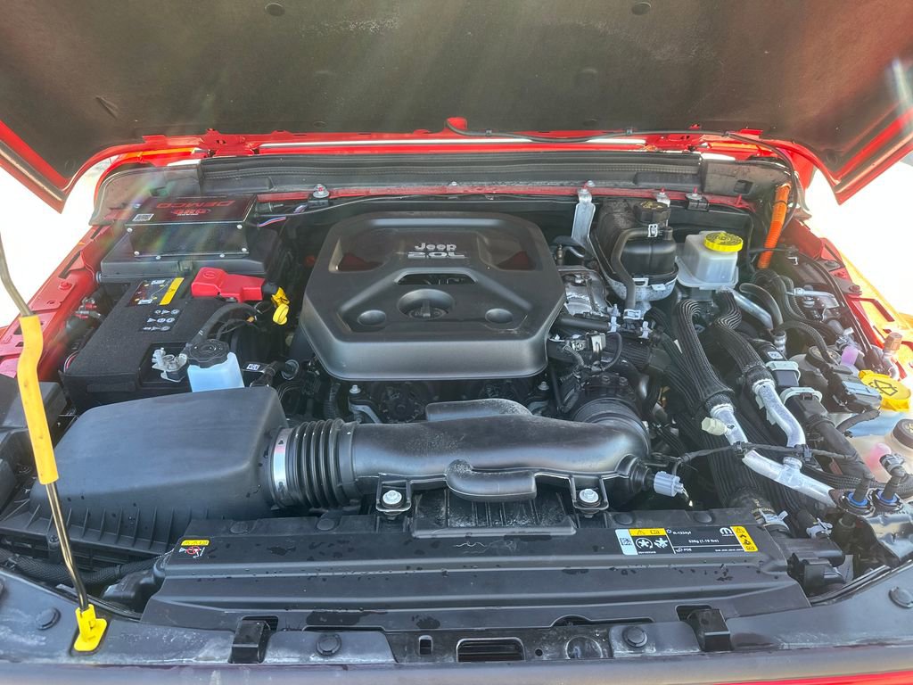 Used 2022 Jeep Wrangler Unlimited Sahara image 12