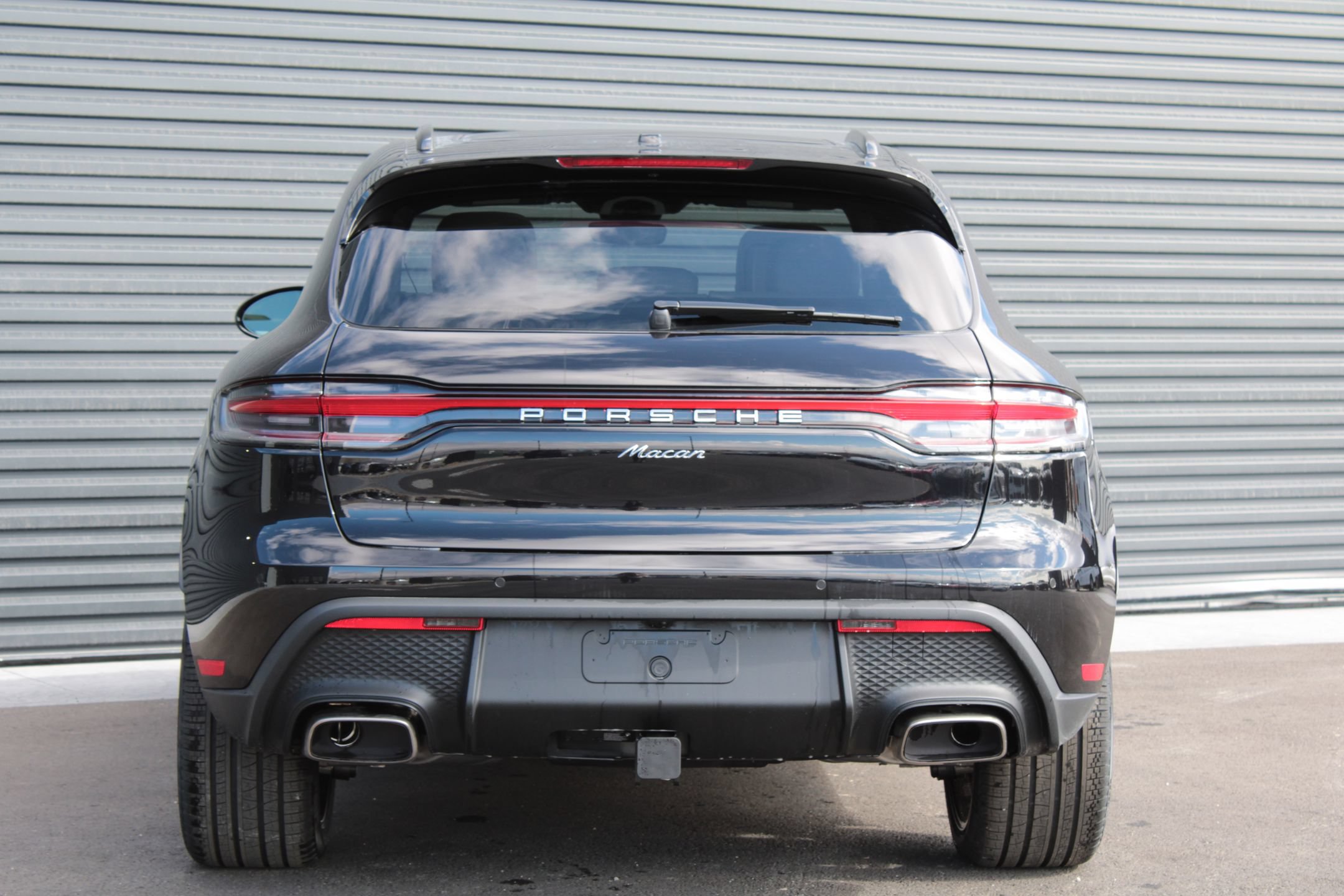 New 2026 Porsche Macan AWD/4WD image 10