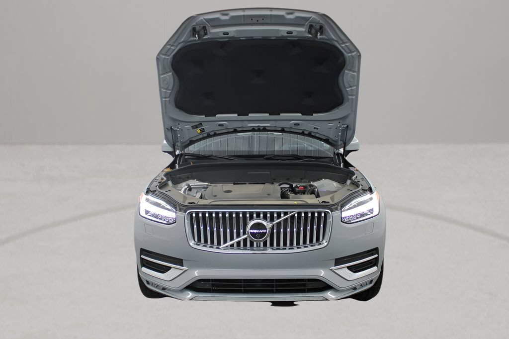 Used 2024 Volvo XC90 B6 Ultimate w/ Protection Package Premier AWD/4WD image 37