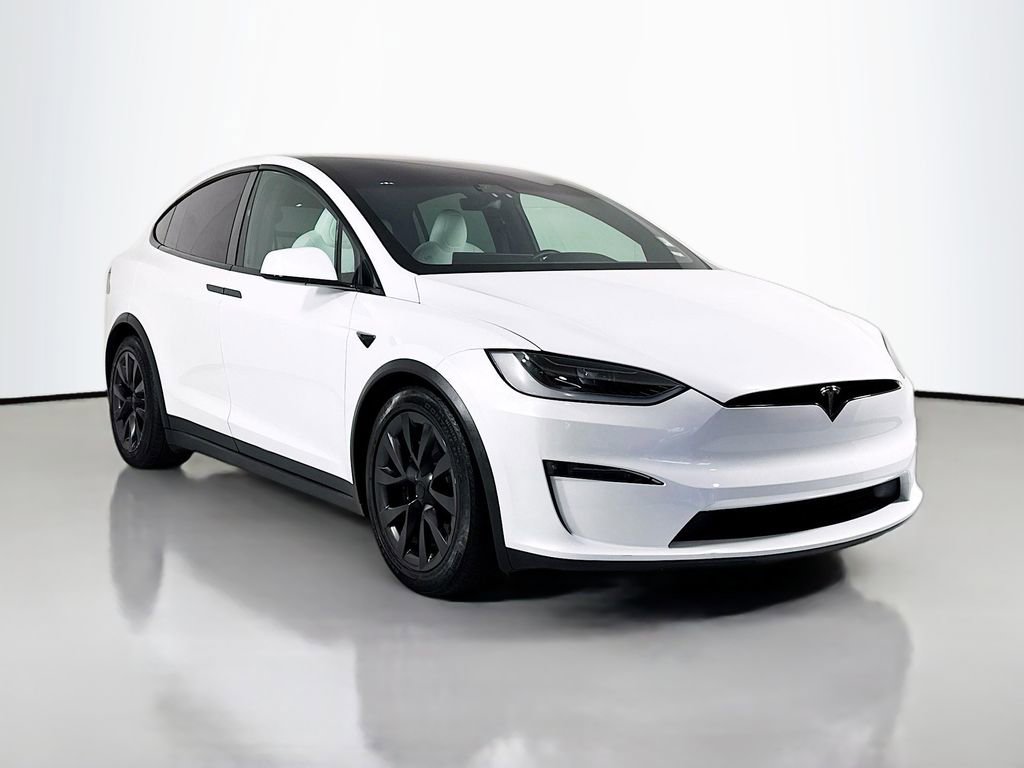 Used 2023 Tesla Model X AWD/4WD image 3