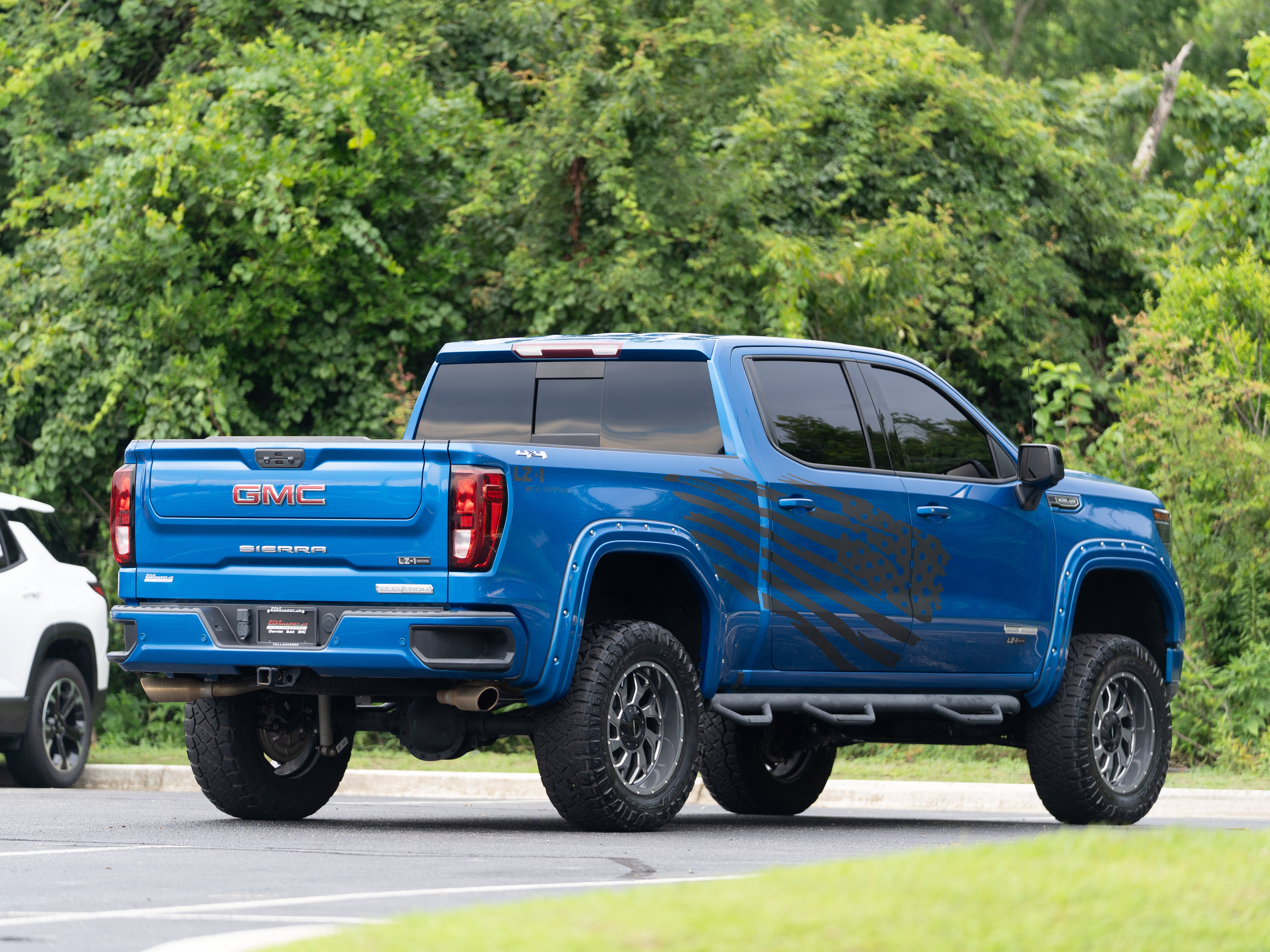 Used 2022 GMC Sierra 1500 Elevation w/ Preferred Package AWD/4WD image 50