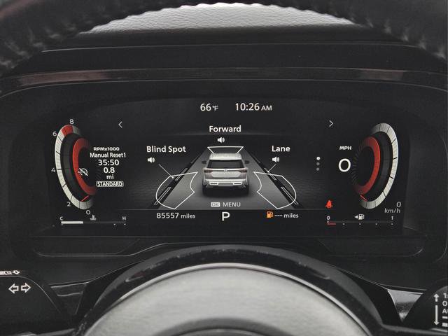 Used 2023 Nissan Pathfinder Platinum FWD image 27