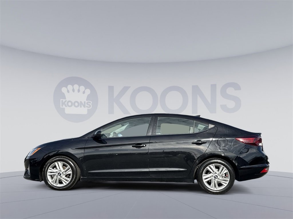 Used 2020 Hyundai Elantra SEL image 2