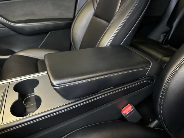 Used 2022 Tesla Model Y Performance AWD/4WD image 28