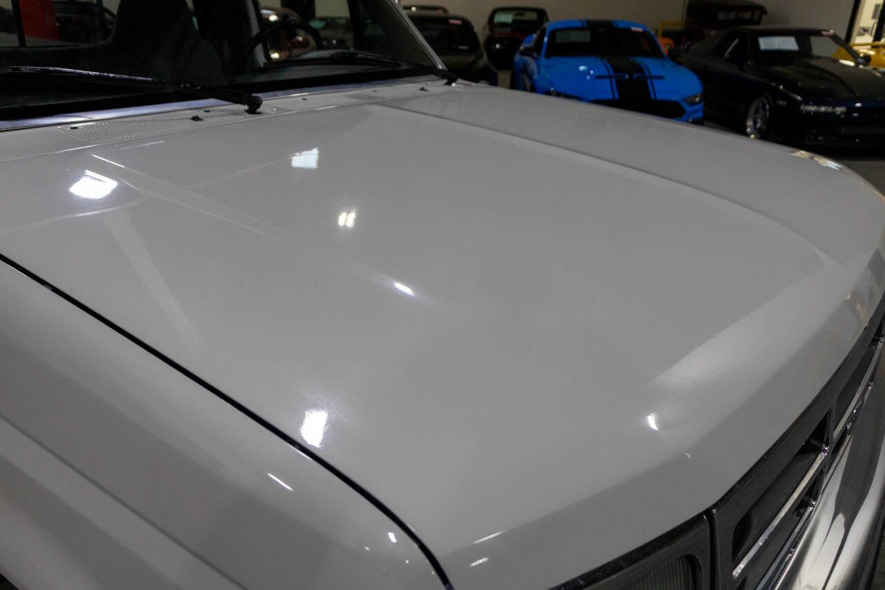 Used 1997 Ford F350 2WD Regular Cab image 18