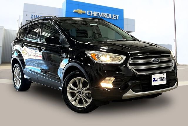 Used 2017 Ford Escape SE w/ Equipment Group 201A image 1