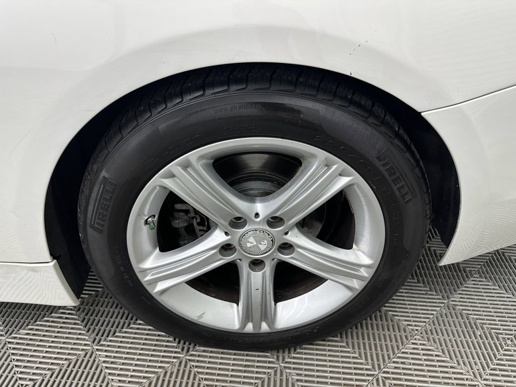 Used 2015 BMW 428i Convertible RWD image 18
