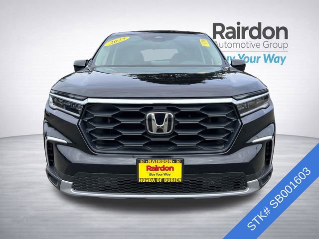 Used 2025 Honda Pilot EX-L image 2