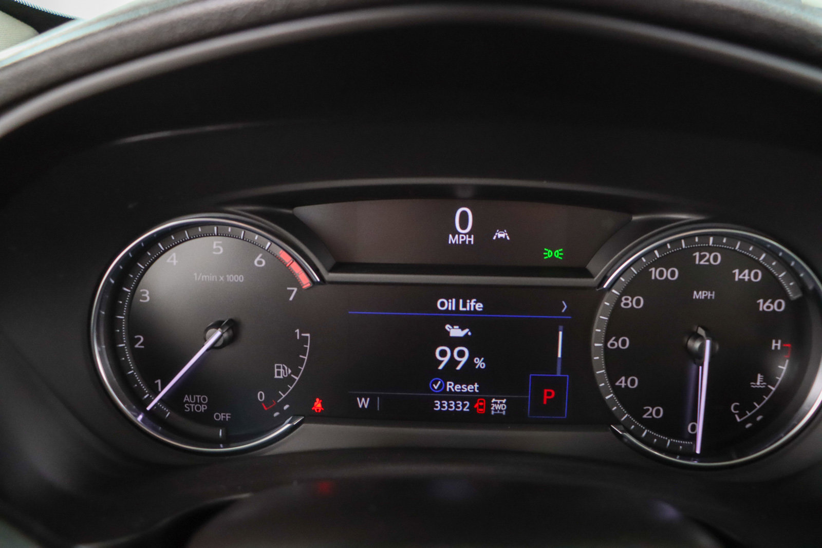 Used 2023 Cadillac XT4 Luxury w/ Cold Weather Package AWD/4WD image 15