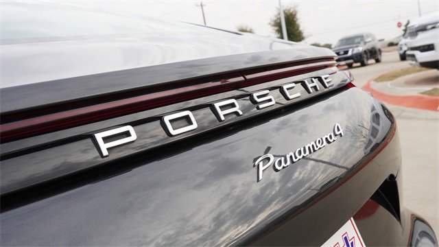 Used 2020 Porsche Panamera 4 image 12