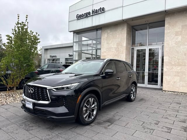 Certified 2023 INFINITI QX60 Luxe w/ Cargo Package AWD/4WD image 4