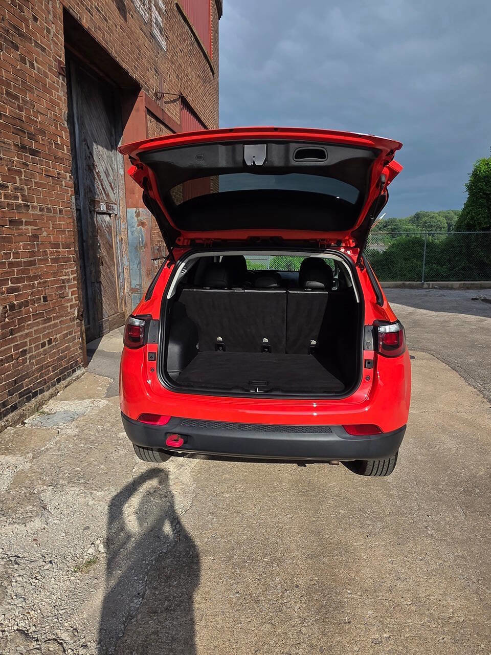 Used 2018 Jeep Compass Trailhawk w/ Navigation Group image 12