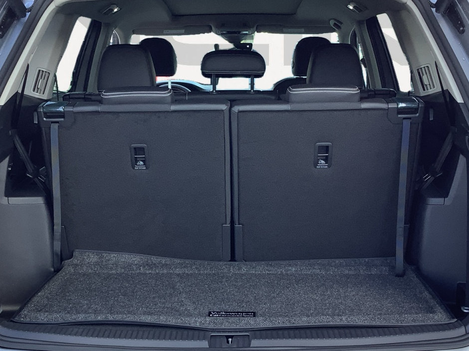 New 2026 Volkswagen Atlas SE FWD image 14