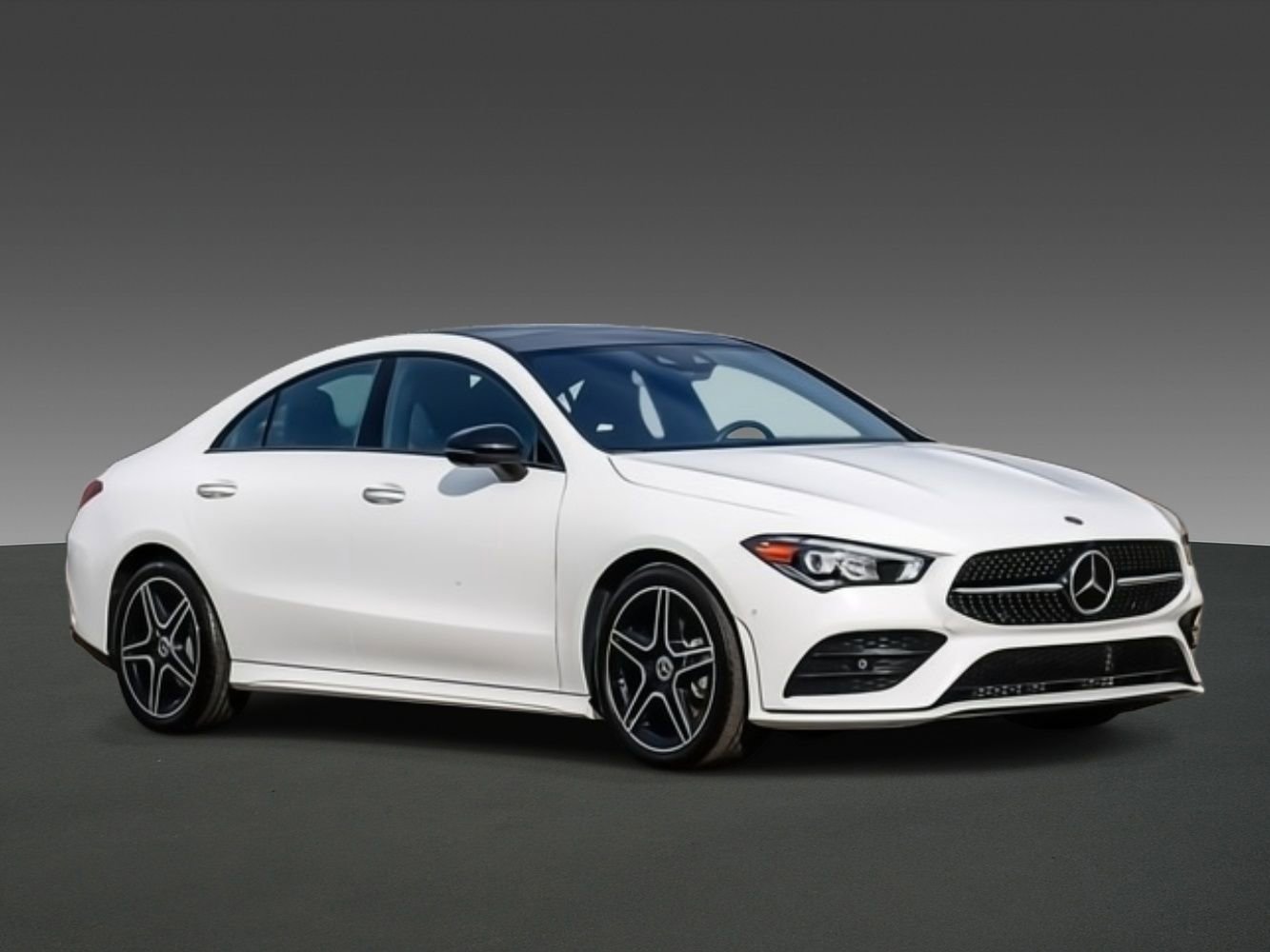 Used 2023 Mercedes-Benz CLA 250 4MATIC image 5