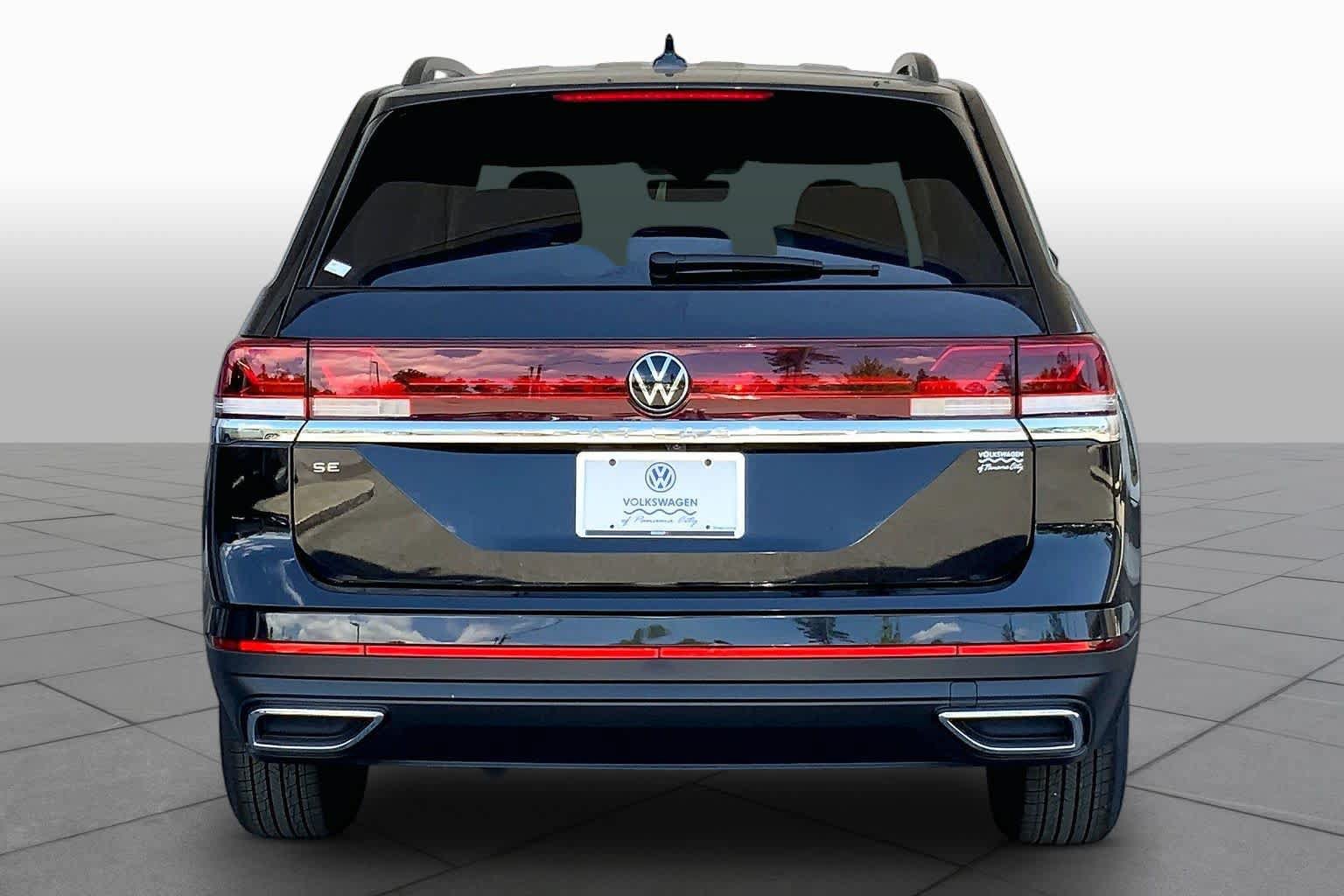 New 2026 Volkswagen Atlas SE FWD image 4