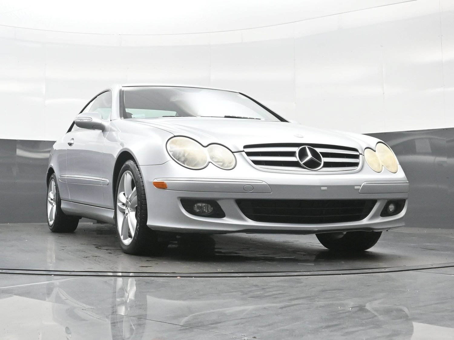 Used 2006 Mercedes-Benz CLK 350 Coupe image 32