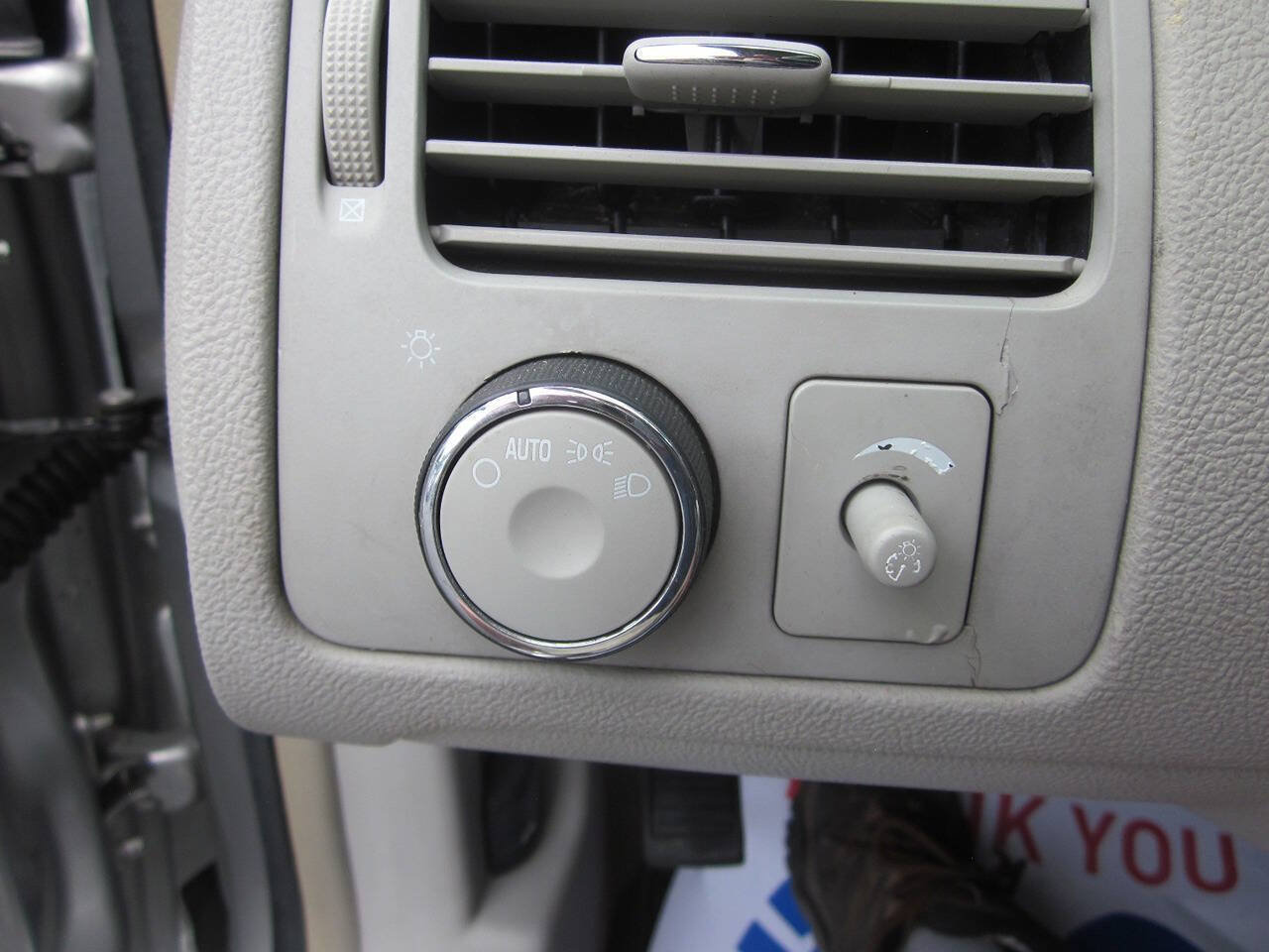 Used 2006 Buick Lucerne CX FWD image 26