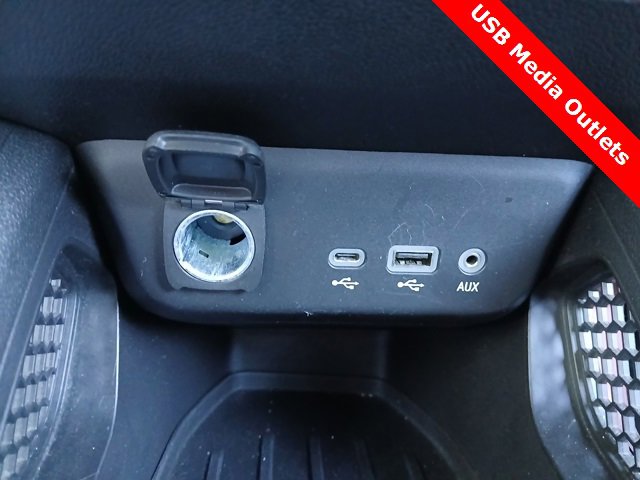 Used 2021 Chevrolet TrailBlazer RS w/ Convenience Package image 22