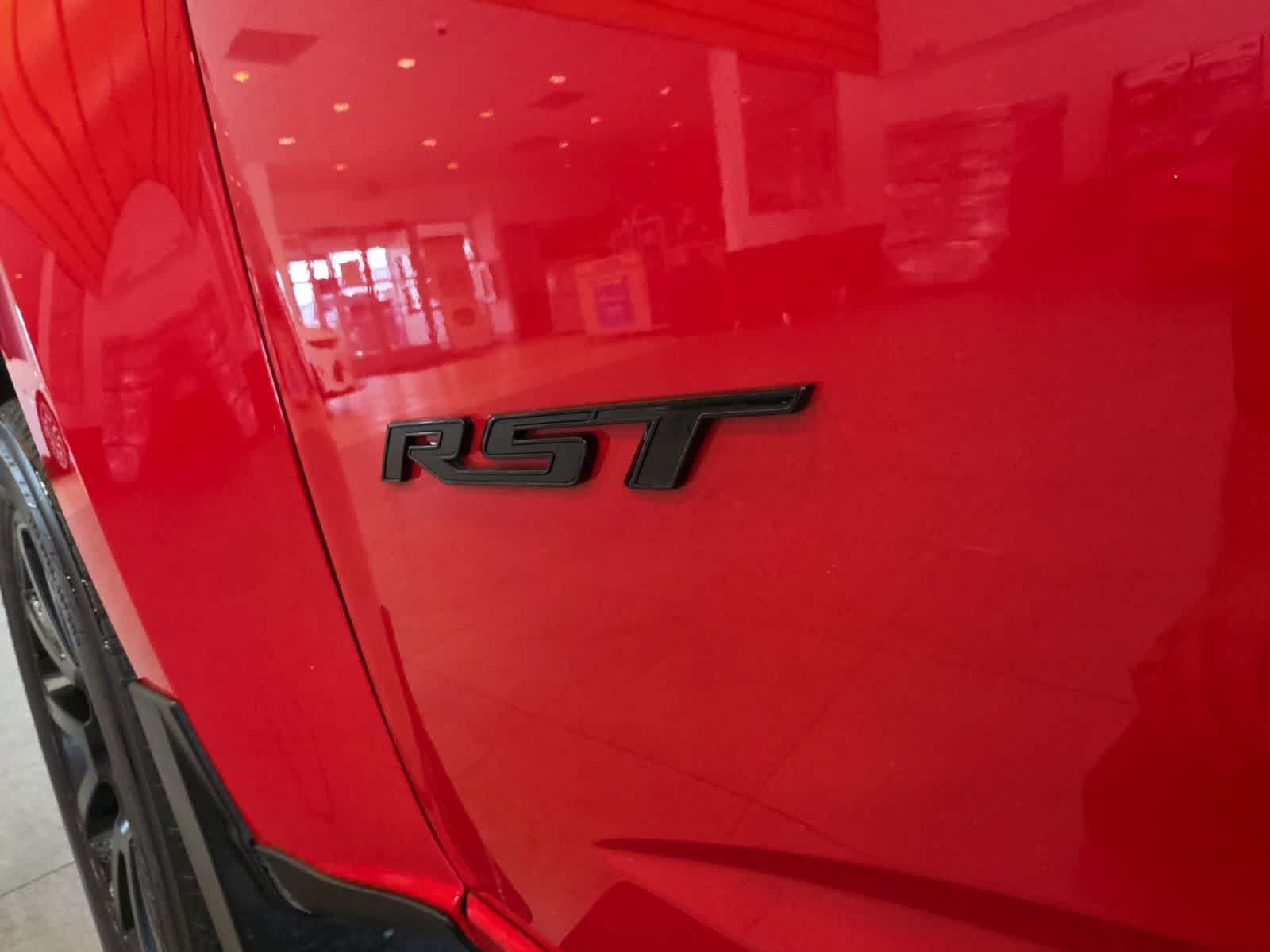 Used 2019 Chevrolet Colorado LT w/ Colorado RST Special Edition AWD/4WD image 18