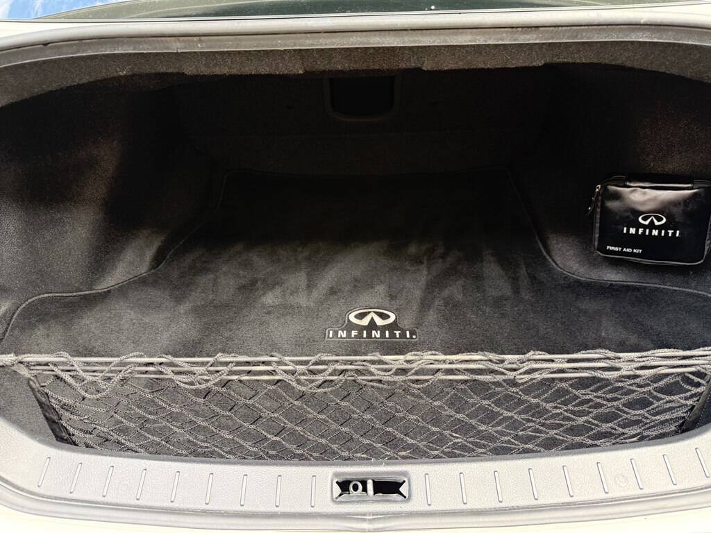 Used 2011 INFINITI G37 Journey w/ Premium Pkg RWD image 24
