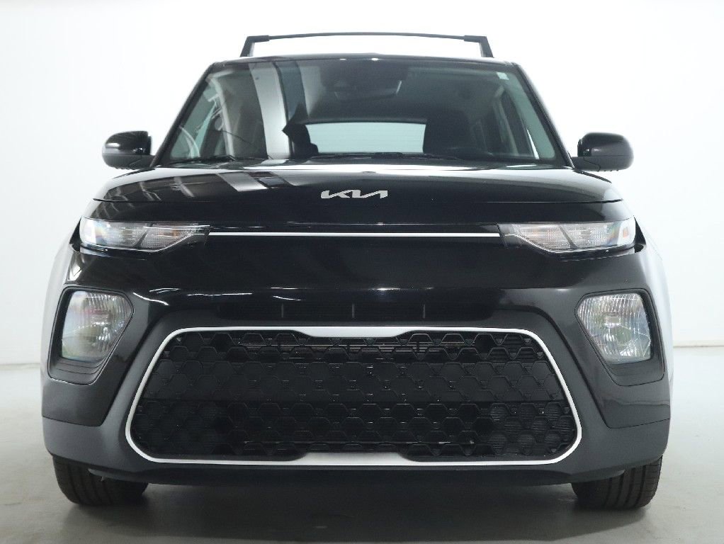 Used 2022 Kia Soul LX w/ Technology Package image 5
