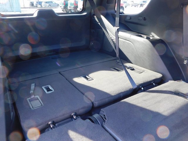 Used 2024 GMC Yukon SLE image 31