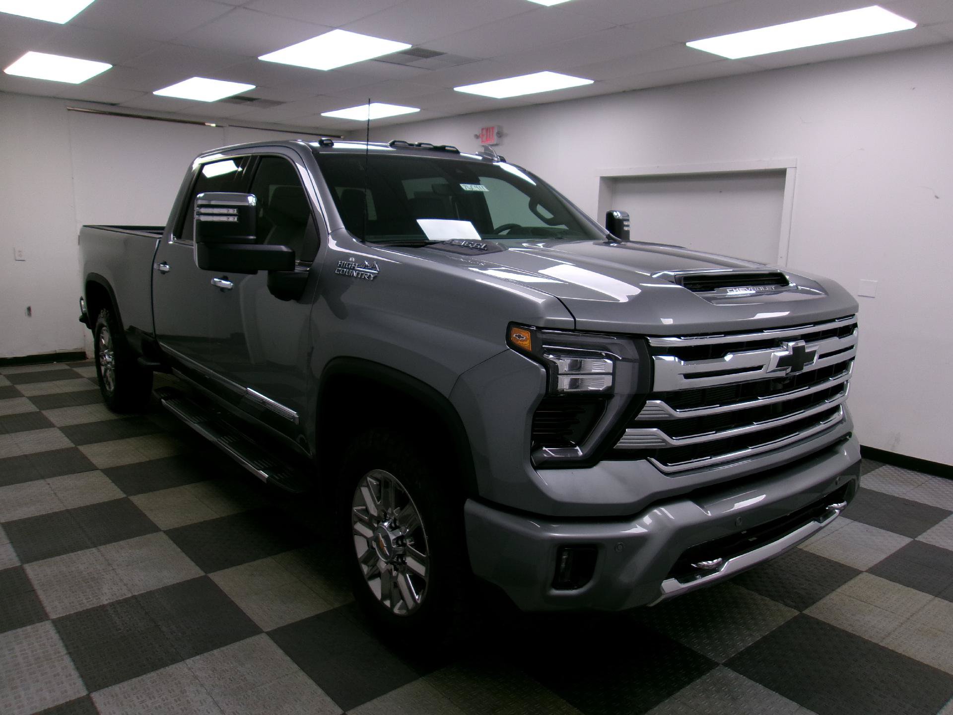 New 2026 Chevrolet Silverado 2500 High Country w/ Technology Package AWD/4WD image 14