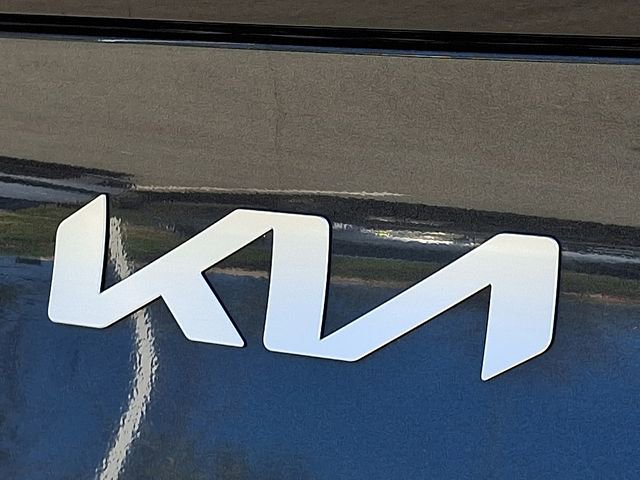 Used 2025 Kia Sportage EX image 29