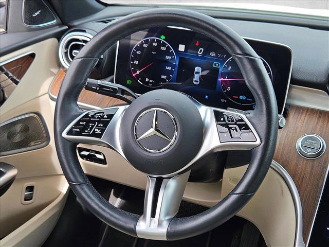 Used 2022 Mercedes-Benz C 300 4MATIC Sedan image 11