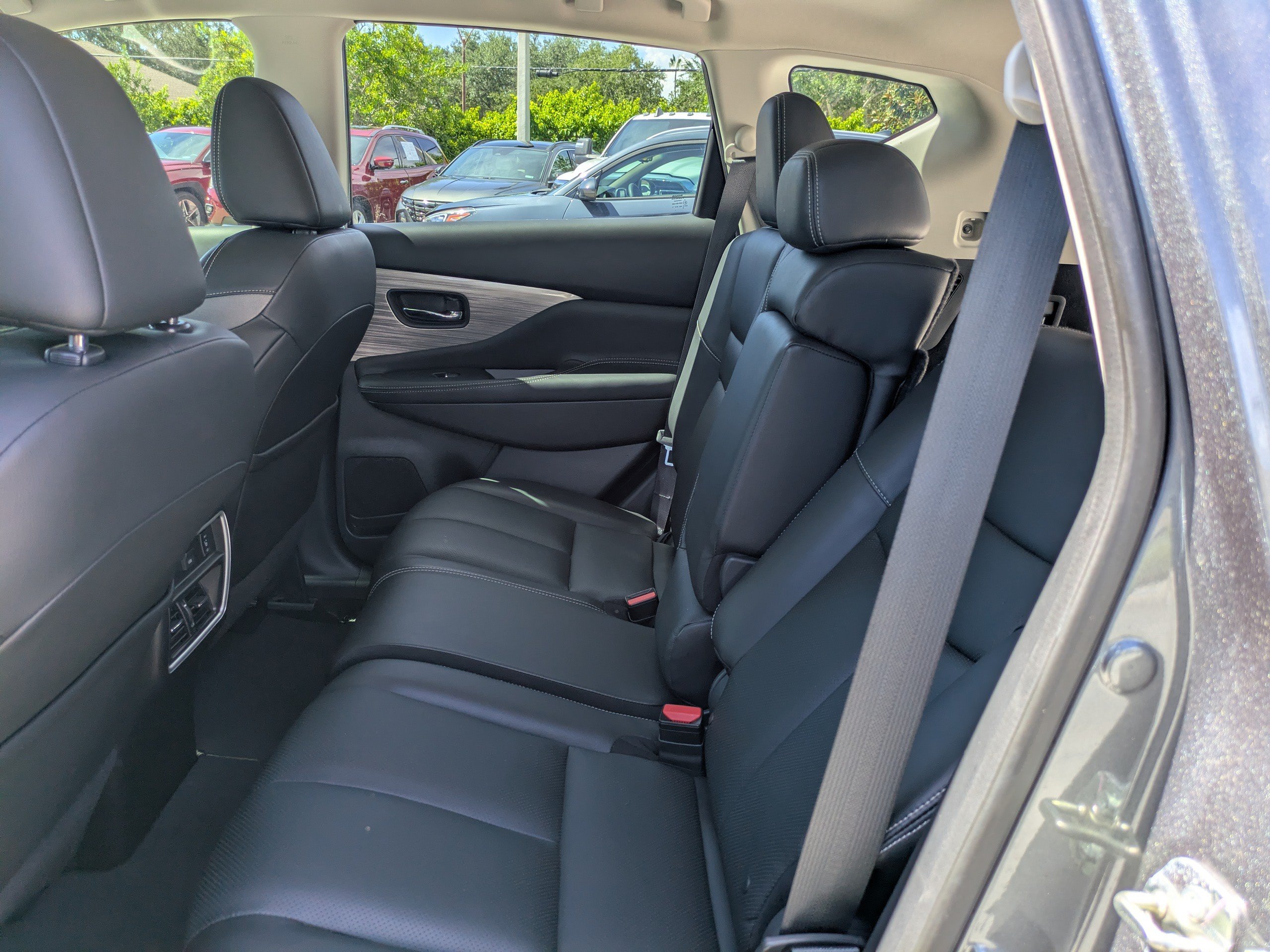 Used 2018 Nissan Murano SL w/ Moonroof Package AWD/4WD image 13