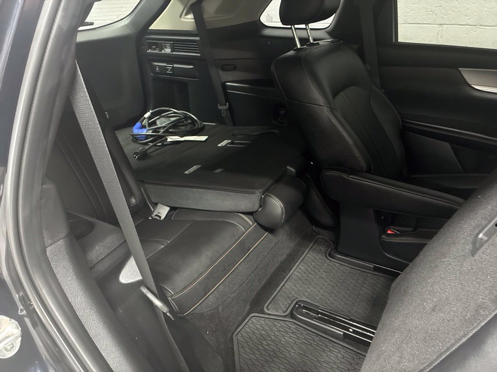 Used 2024 MAZDA CX-90 Plug-In Hybrid w/ Premium Pkg AWD/4WD image 11