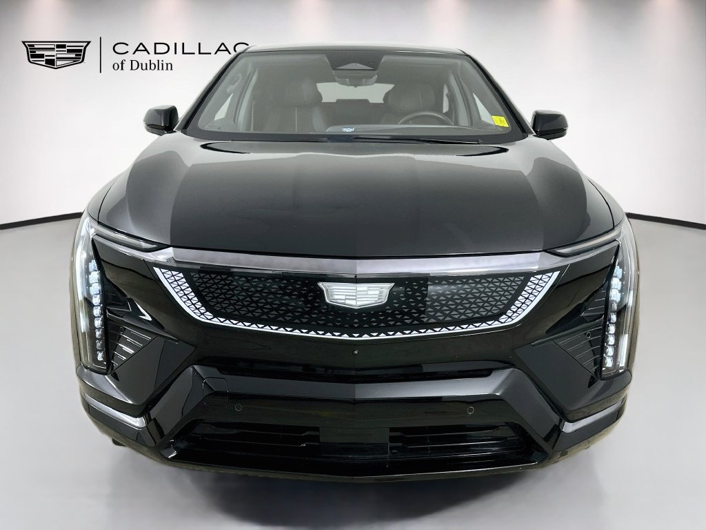 Used 2026 Cadillac Optiq Sport 2 w/ LPO, Floor Liner Package AWD/4WD image 2